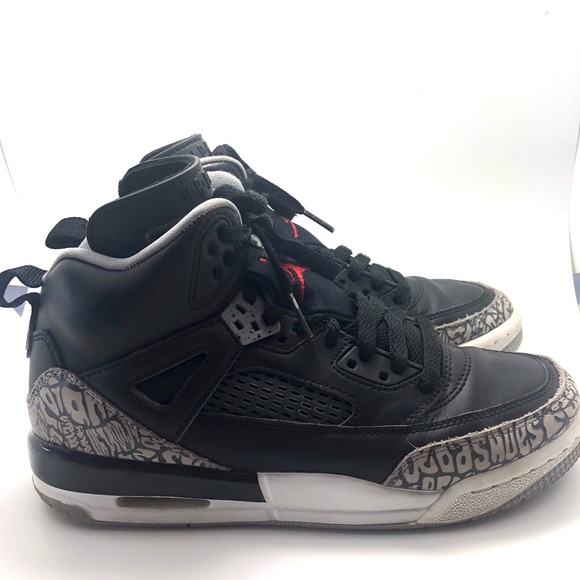 Jordan Spizike BG Black Varsity Red Cement Grey - Picture 4 of 6
